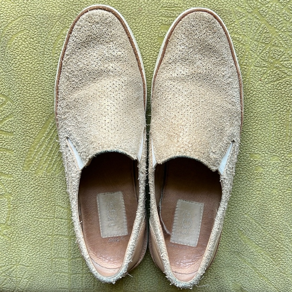 Ugg Adley Stardust gold slip on sneakers size 8